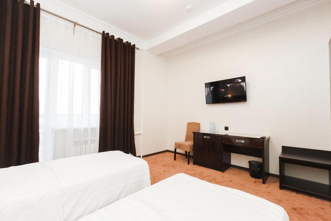 Beluga Hotel Atyrau Luaran gambar